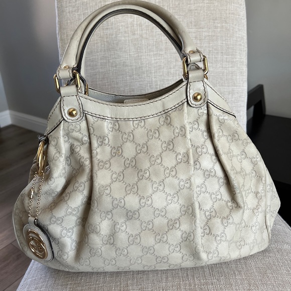 Gucci Handbags - GUCCI Guccissima Medium Sukey Tote